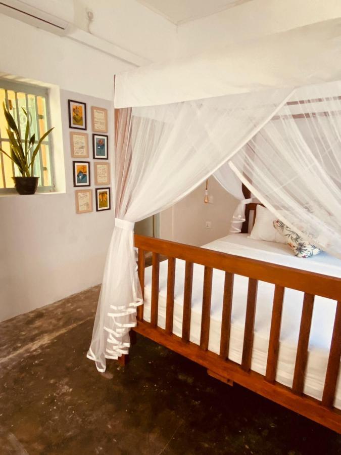 Cafe Ceylon Bed & Breakfast Koggala Exterior photo